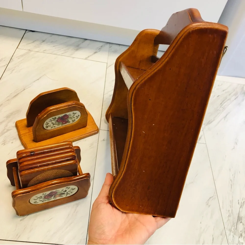 VTG Wood Countertop Trinket Shelf Spice Rack Napkin Coaster Holders Set Cottage